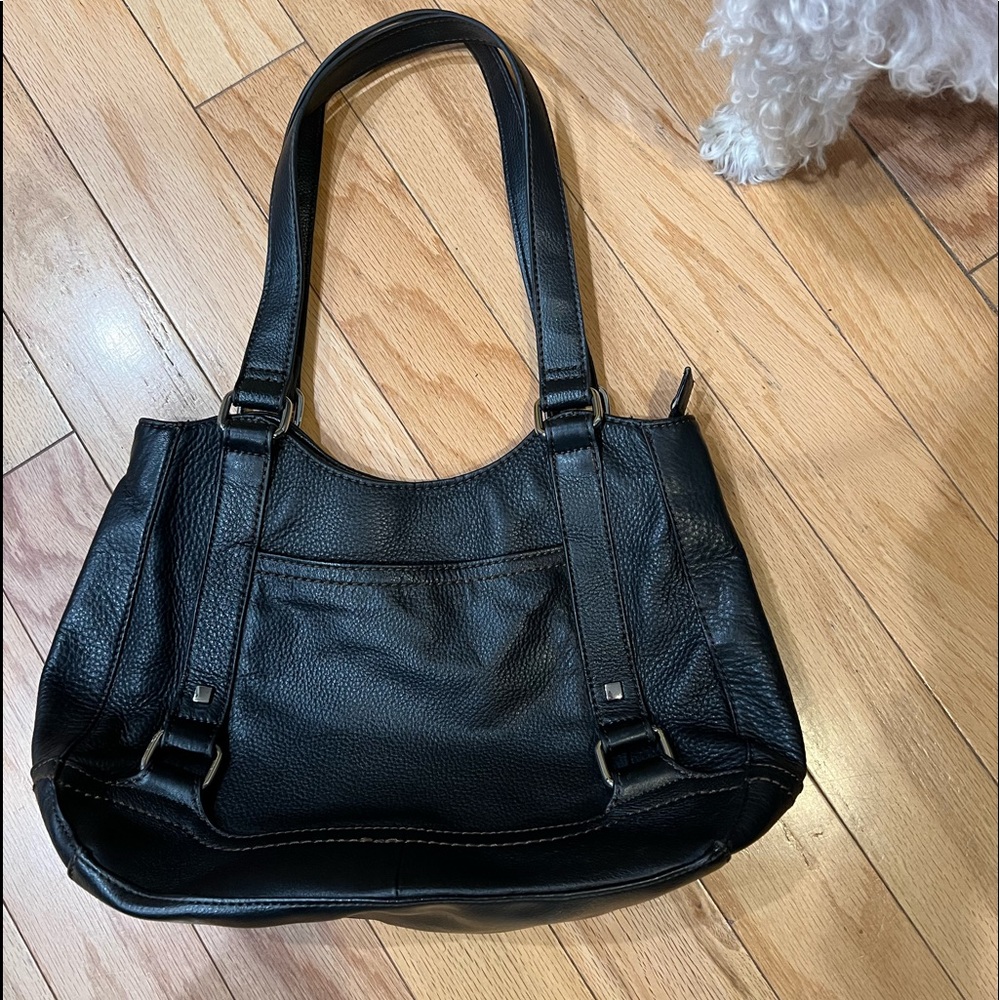 Buttery-soft black leather St. John’s Bay bag EUC